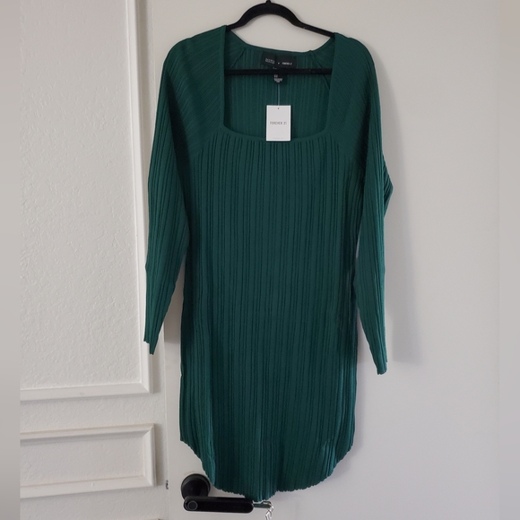 NWT BARNEYS FOREVER 21 DRESS 3X - Picture 5 of 6